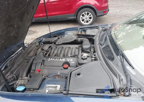 2000 Jaguar Xk8 from USA, damaged, VIN SAJJA42C5YNA10364